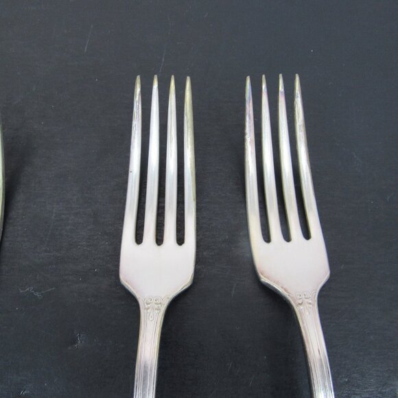 Barton & Reed Pompeian Greek Key & Scrollwork Design Dinner Fork Set of 4 Vntg - Picture 4 of 12